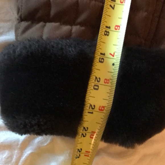 Andrew Marc Quilted Pea Coat, Fur trim, Excellent Condition - Med - Picture 9 of 10